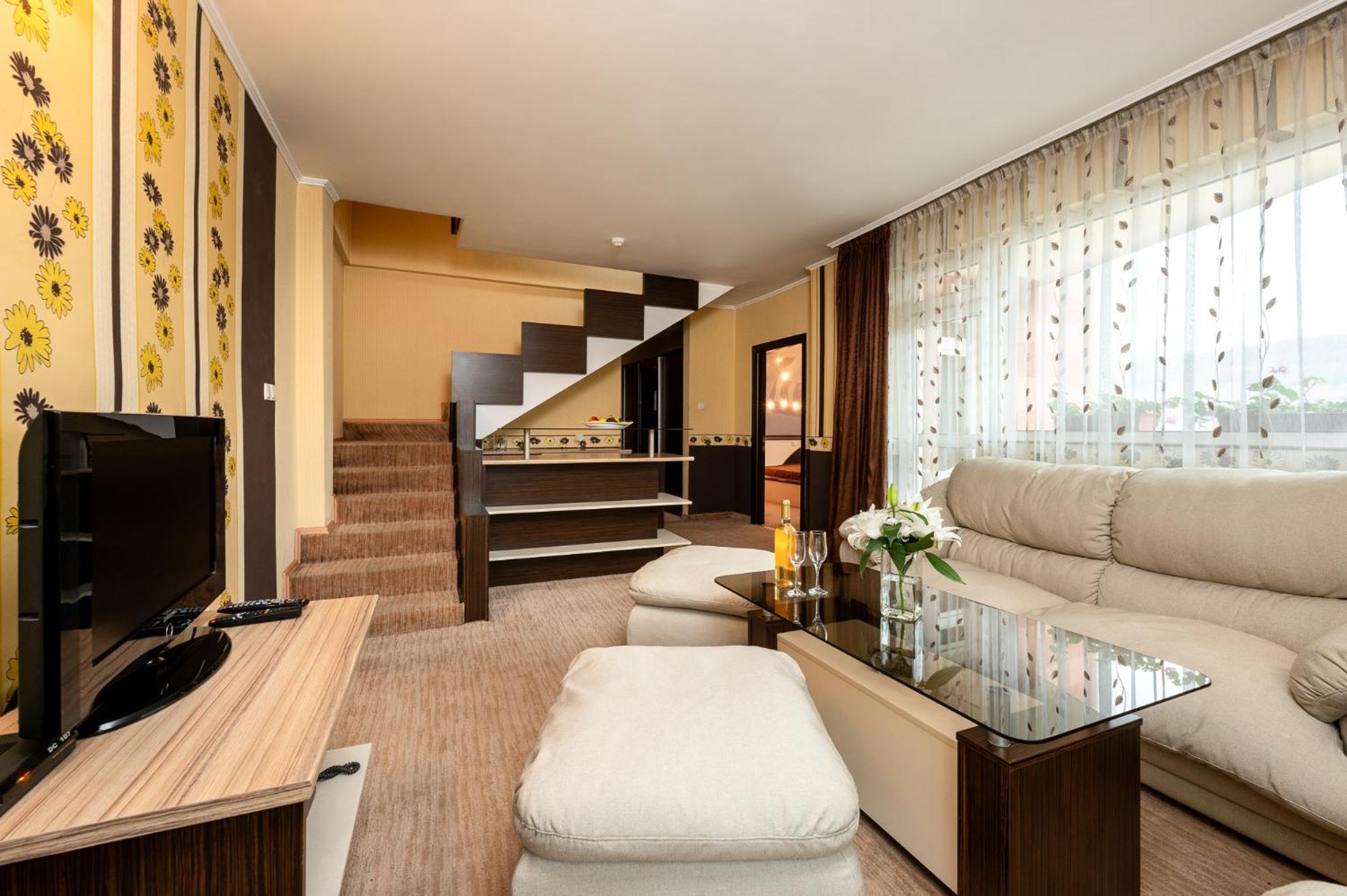 ולינגראד Spa Hotel Holiday מראה חיצוני תמונה