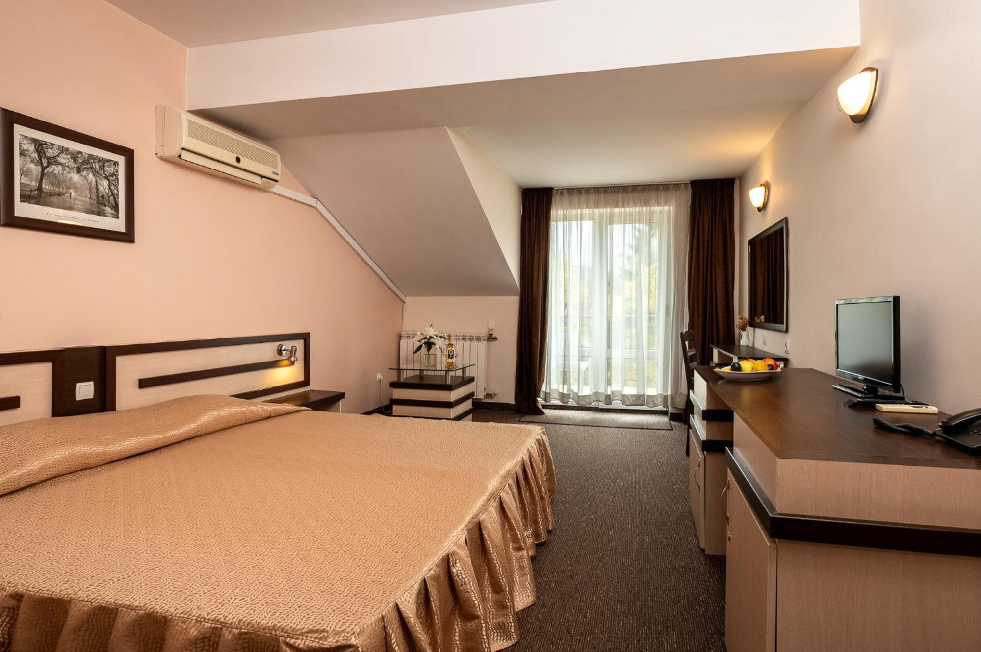 ולינגראד Spa Hotel Holiday מראה חיצוני תמונה