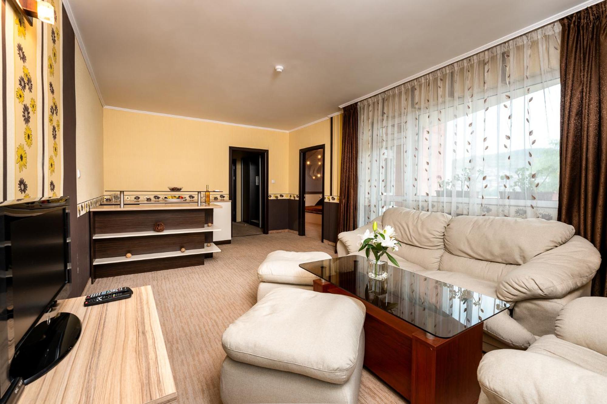 ולינגראד Spa Hotel Holiday מראה חיצוני תמונה
