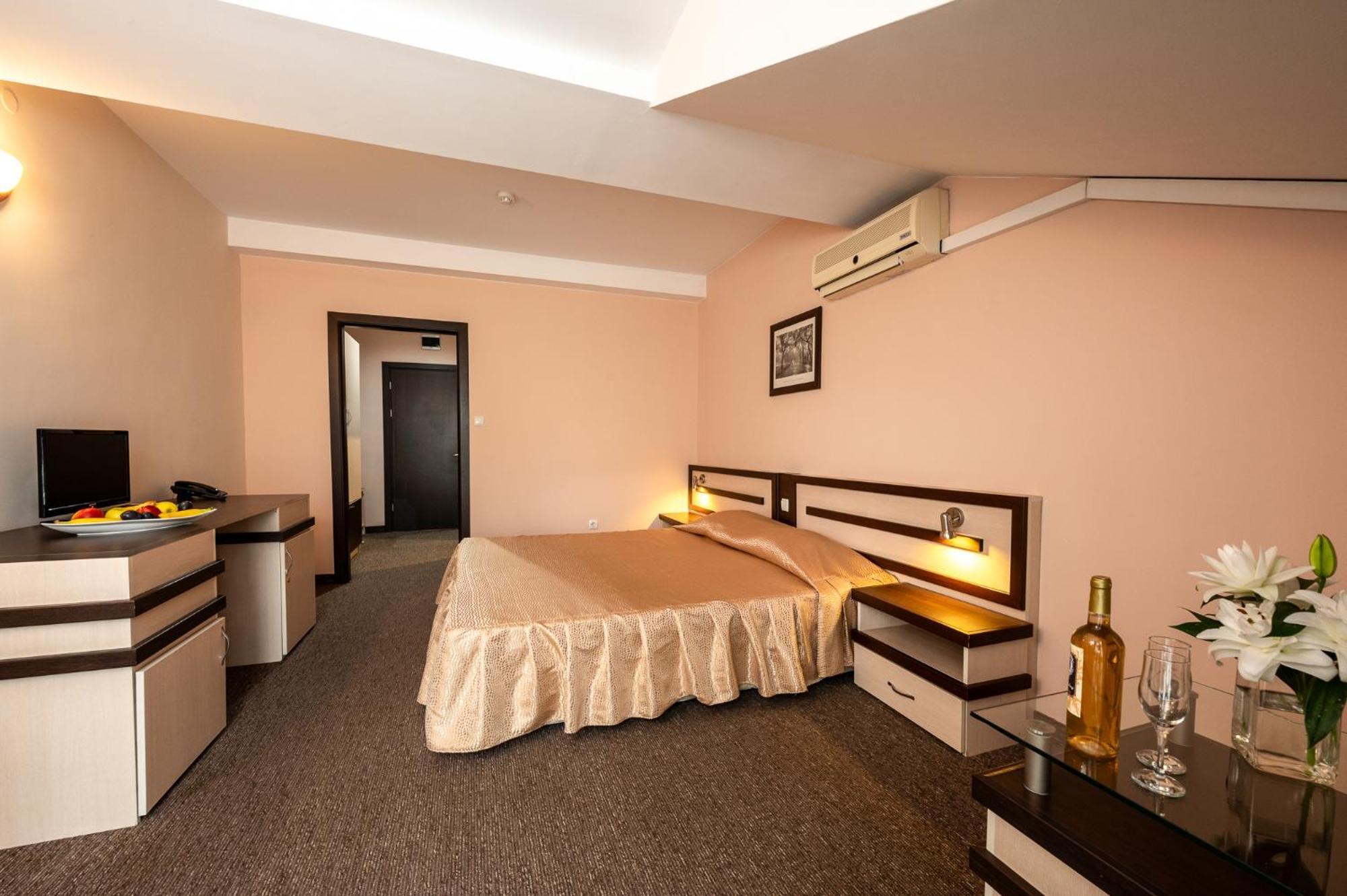 ולינגראד Spa Hotel Holiday מראה חיצוני תמונה