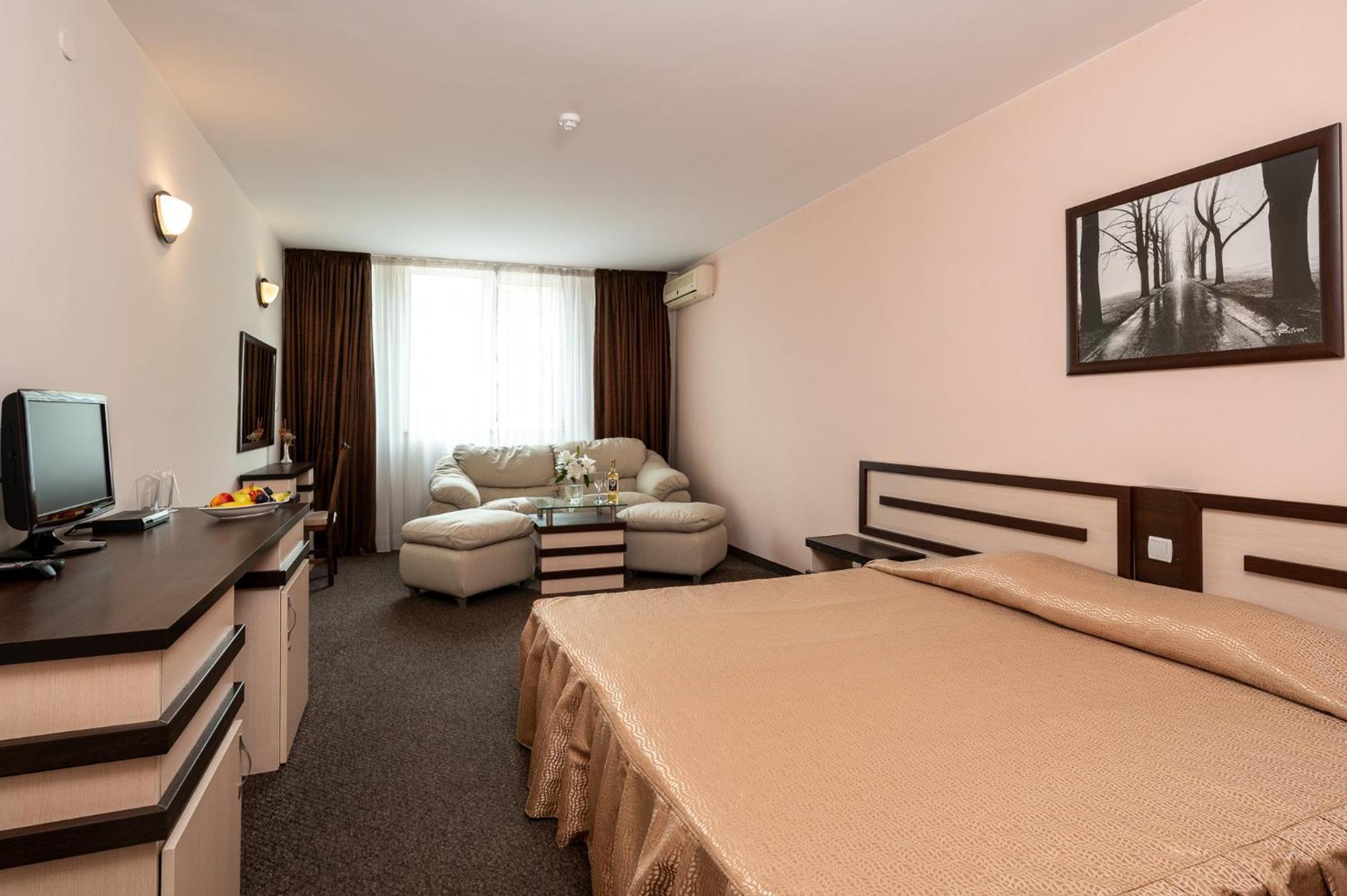 ולינגראד Spa Hotel Holiday מראה חיצוני תמונה