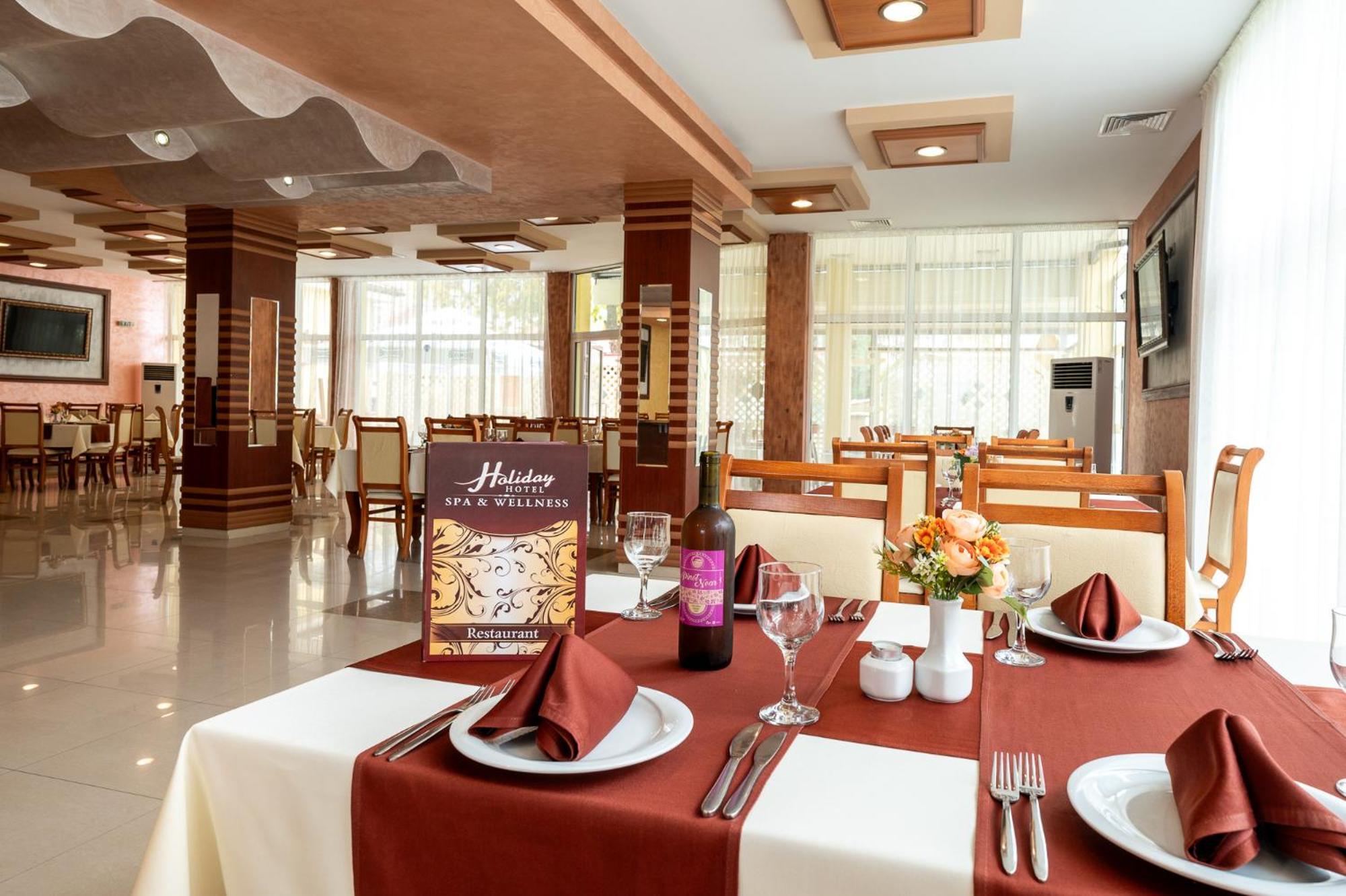 ולינגראד Spa Hotel Holiday מראה חיצוני תמונה