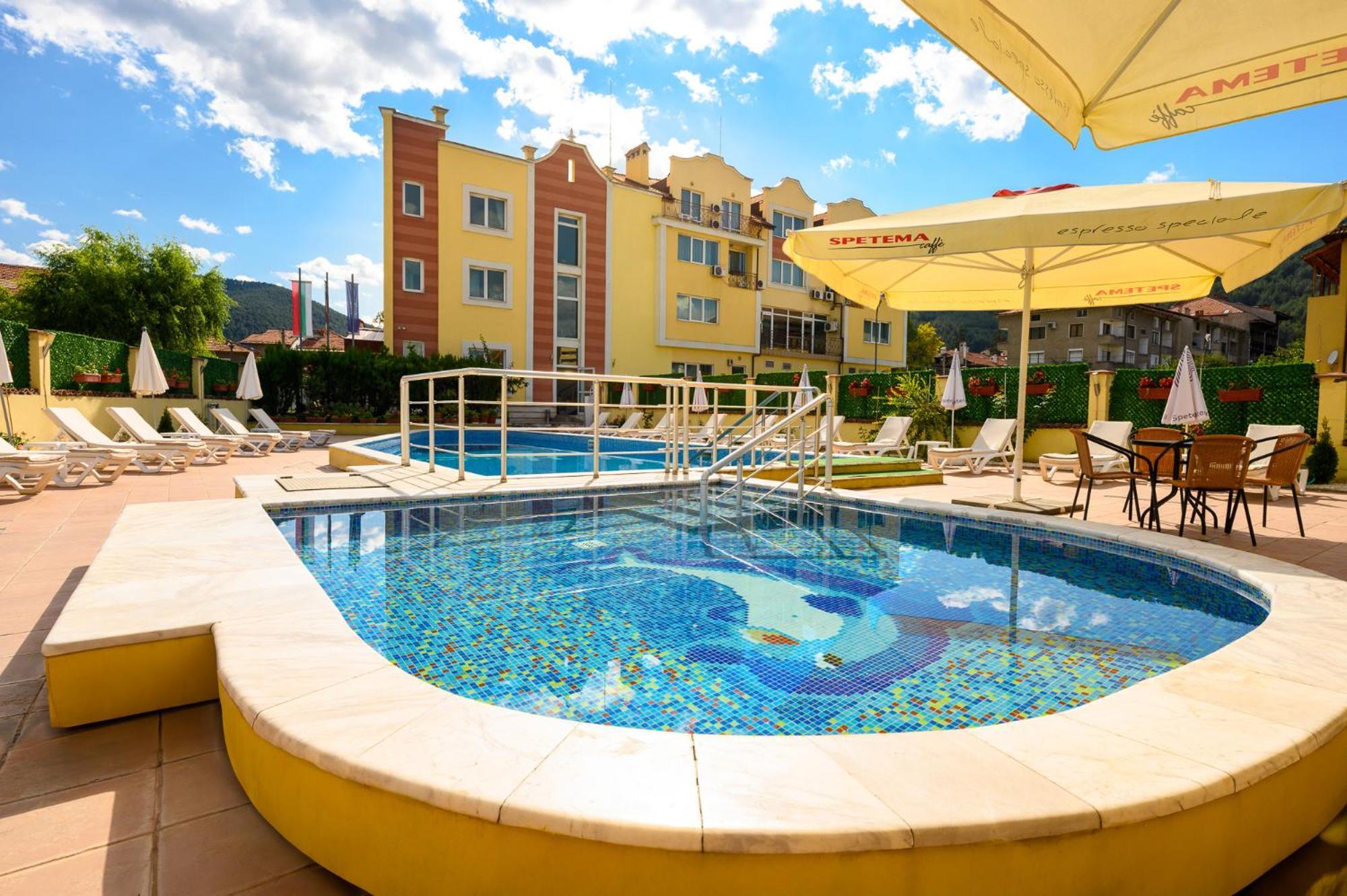 ולינגראד Spa Hotel Holiday מראה חיצוני תמונה