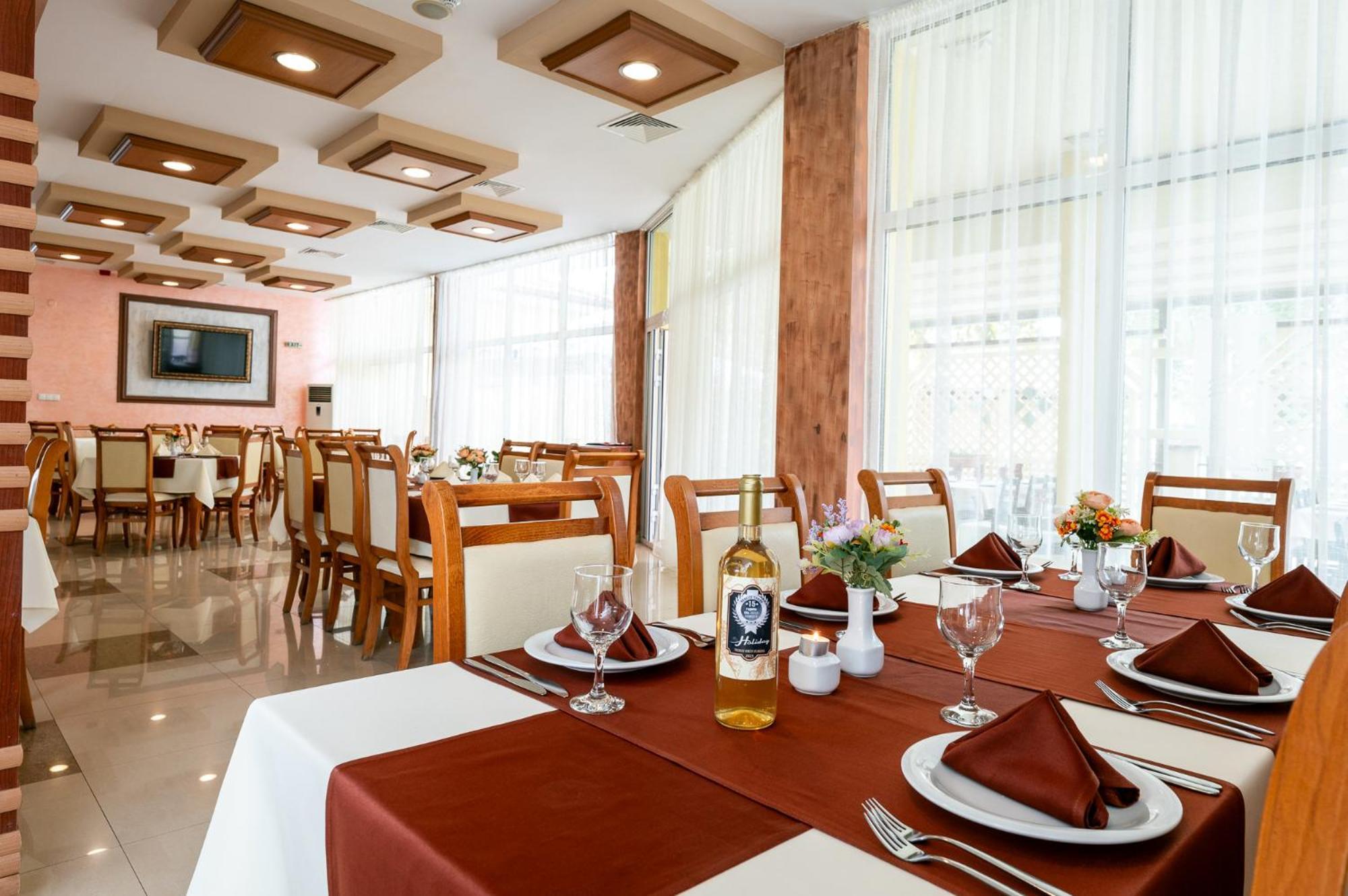 ולינגראד Spa Hotel Holiday מראה חיצוני תמונה