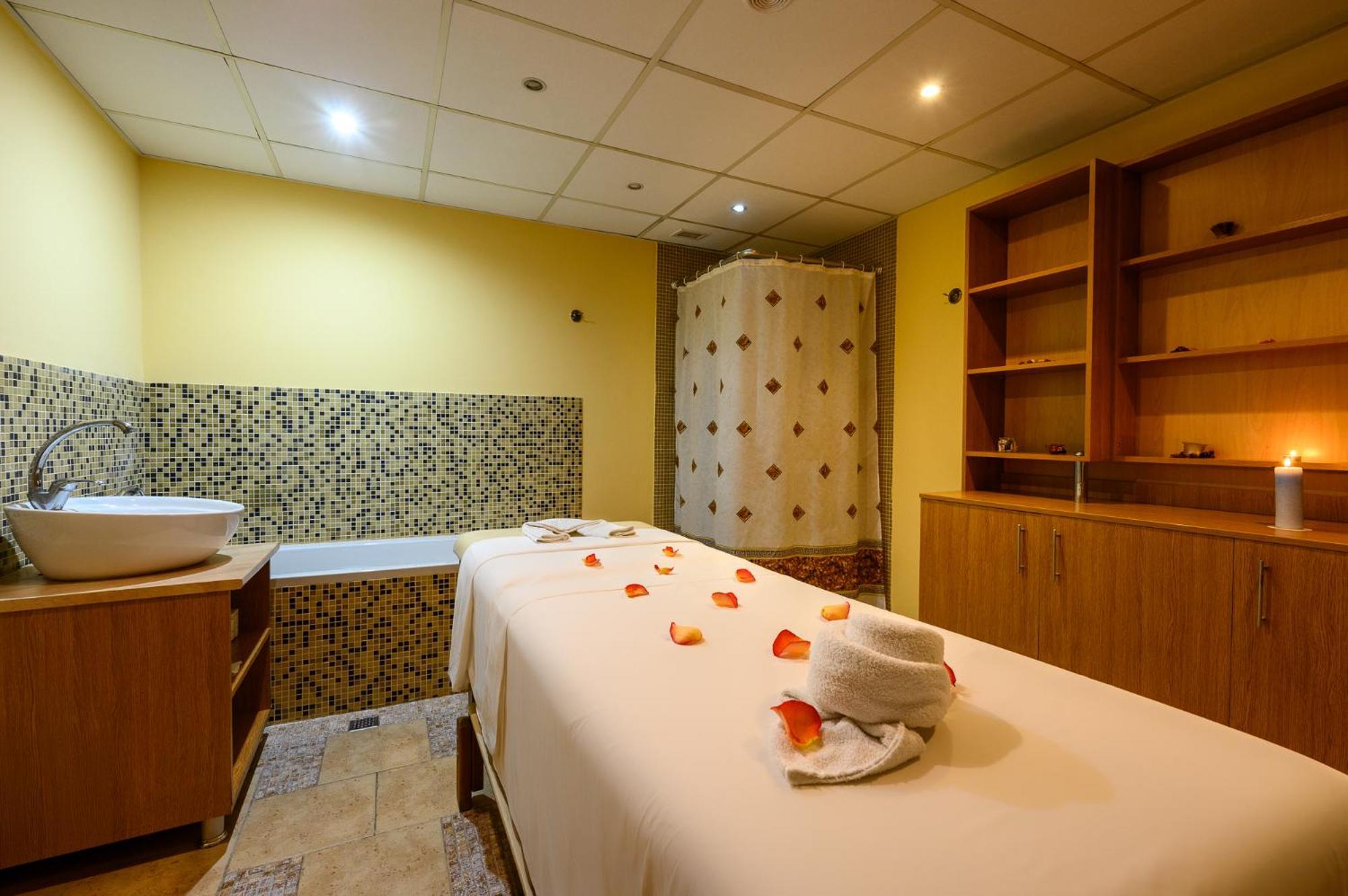 ולינגראד Spa Hotel Holiday מראה חיצוני תמונה